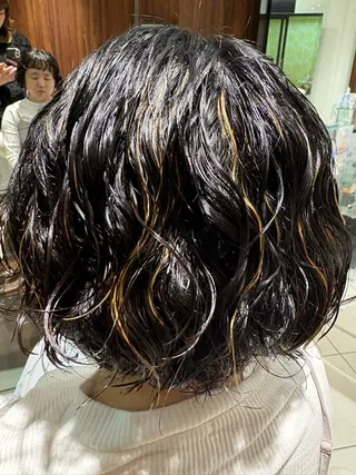 セミロング パーマ ヨウコ YOKOのヘアスタイル
