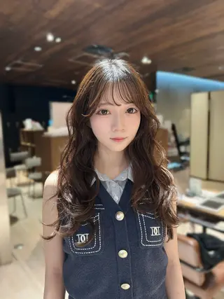 ロング 🎀大竹美侑／顔まわ りカット／レイヤーのヘアスタイル