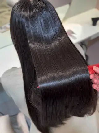 セミロング 大宮レイヤーカット ハッシュ　柏崎颯刀のヘアスタイル