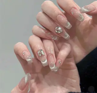 ネイル yuri nail salon所属・Yuri ユリのネイルデザイン