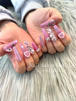 ネイル MADIA所属・MADIA SHIANのネイルデザイン