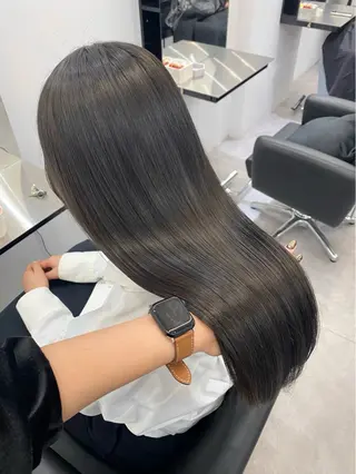 ロング 艶髪/縮毛矯正/ Core mikuaのヘアスタイル