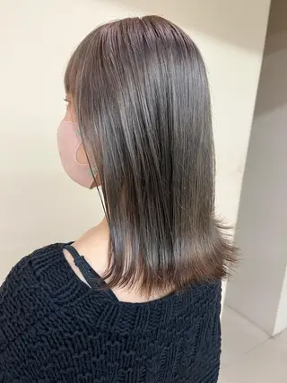 ミディアム カラー kento レイヤーカットのヘアスタイル