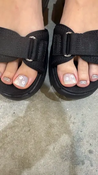 ネイル 栗林 夏鈴のネイルデザイン