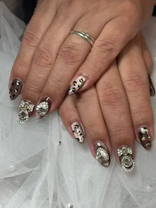 ネイル 三本 綾奈のネイルデザイン