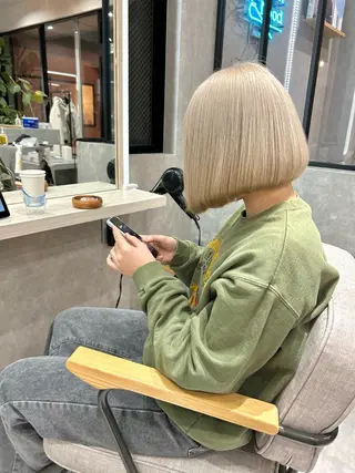 ミディアム カラー mood tatemachiのヘアスタイル