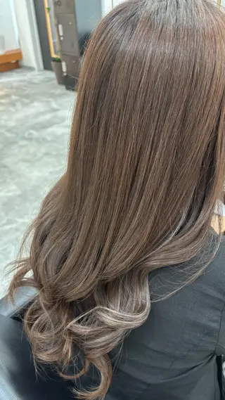 ロング belle / REIA🖤のヘアスタイル