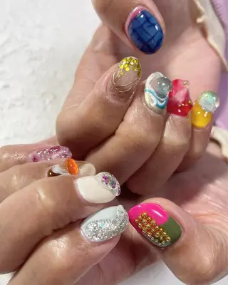 ネイル nail.gorin所属・吉村 優子のネイルデザイン