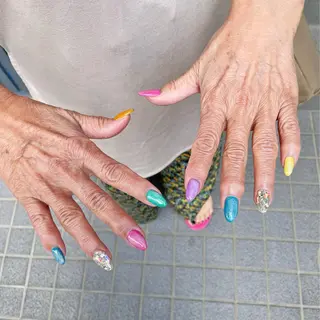 ネイル amour所属・amour ERIKAのマツエク・マツパデザイン