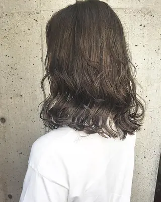 ミディアム カラー パーマ ヘアアレンジ メンズ キッズ ネイル マツエク・マツパ 韓国風×透明感カラー 髪質改善オタベシンヤのヘアスタイル
