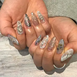 ネイル crestnail所属・小林 束紗のネイルデザイン