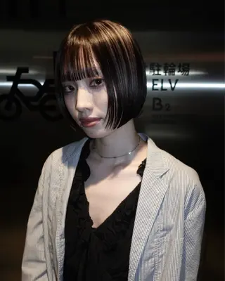 ショート Null 表参道所属・岩下昂世/ ハイトーン/デザインのヘアスタイル