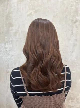 ロング カラー iru所属・Ayano アヤノのヘアスタイル