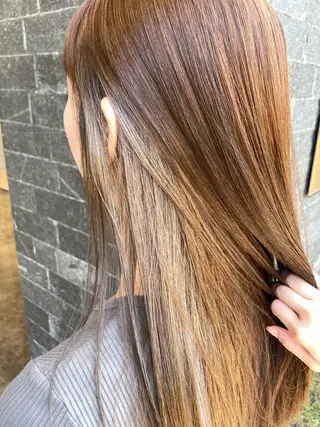 ロング Saya／ 縮毛矯正・髪質改善のヘアスタイル
