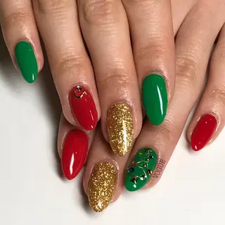 ネイル VOGUE ×SWANのネイルデザイン