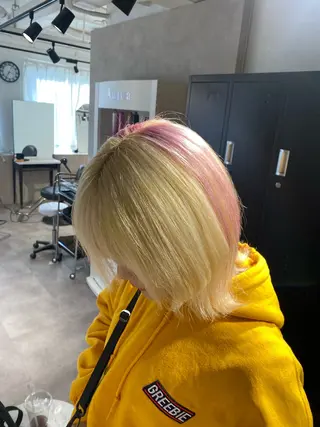 カラー Seleneコウキ ブリーチ/ハイトーンのヘアスタイル