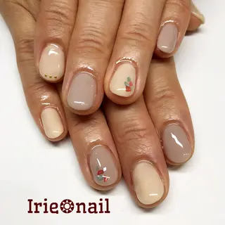 ネイル Hair salon Irie所属・與儀 知佳のネイルデザイン