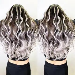 ロング 💎馴染むエクステ ×カラーTOMO💎のヘアスタイル