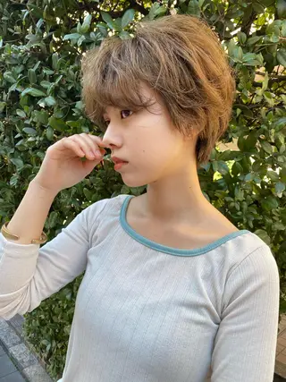 ショート カラー コマツリサ ROCCO eastのヘアスタイル