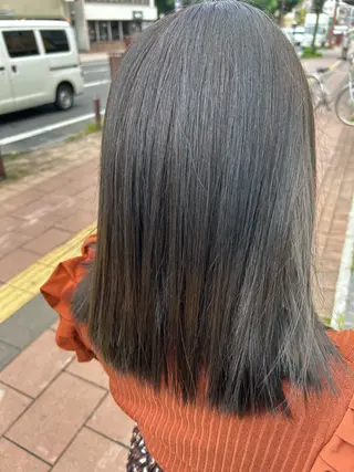 セミロング カラー 永木 楓のヘアスタイル
