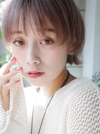 ミディアム RESSUΛL recta【レジュアル レクタ】所属・Kodama Natsukoのヘアスタイル