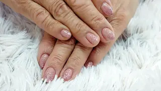 ネイル 片桐 祥子のネイルデザイン