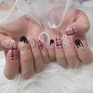 ネイル シュシュ 🎀 girly nailのネイルデザイン