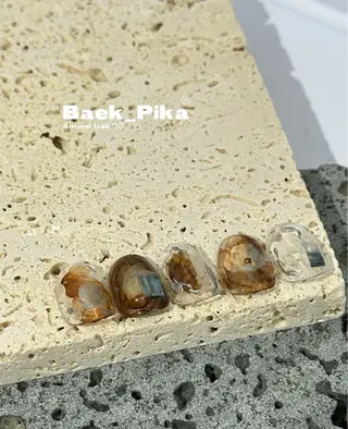 ネイル LINSTY PIKAのネイルデザイン