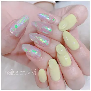 ネイル ＶＩＶＩ nailsalonのネイルデザイン