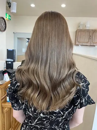 カラー Mirashy 成田のヘアスタイル