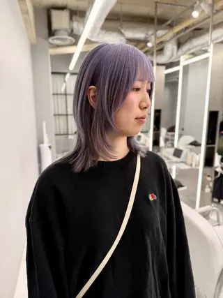 ミディアム カラー ハイトーンレイヤー 顔まわりSOTAのヘアスタイル