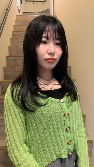 セミロング 落合希 Olivebeigeのヘアスタイル