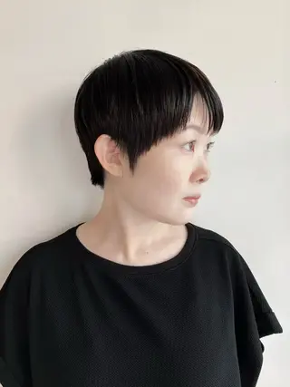 ショート カラー 川間 将彦のヘアスタイル