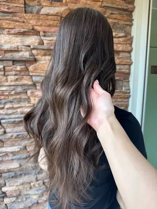 ロング カラー 美髪✨艶髪✨髪質改善 カラー特化❣大石優奈のヘアスタイル