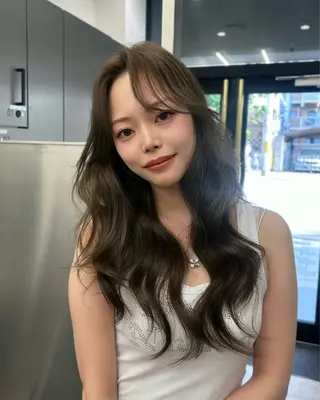 ロング 大人レイヤー/艶美髪 🇺🇸TOMONAのヘアスタイル