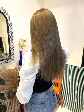 セミロング カラー 🩷ハイトーン透明感 レイヤー🩷ユリカのヘアスタイル