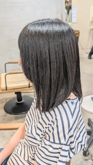 セミロング 【女性限定】 しおりのヘアスタイル