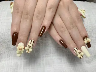 ネイル U·Mi nail salon所属・U·Mi 上野御徒町容のネイルデザイン