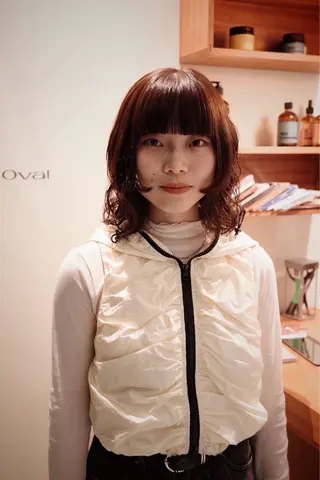 ミディアム カラー パーマ satsuki 暖色・ブラウンカラーのヘアスタイル