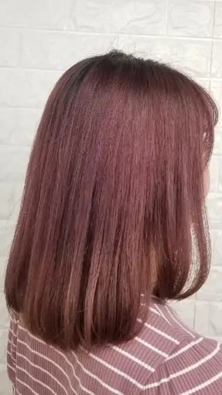 ミディアム 高口 雅のヘアスタイル