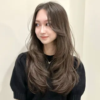 ロング 🌹ハッシュカット、 レイヤー韓国ヘア🌹のヘアスタイル