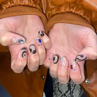 ネイル ∴Sanae. ∴ トータルビューティーのマツエク・マツパデザイン