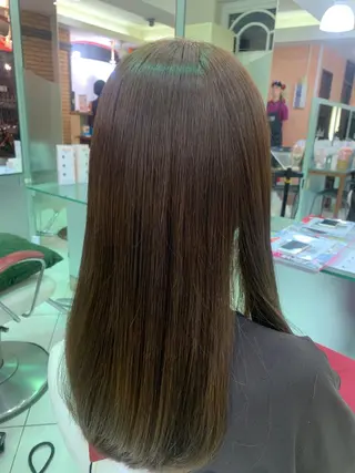 セミロング カラー 今村 愛美のヘアスタイル