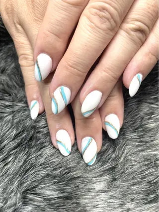 カラー ネイル Chérinail 爪のお手入れのネイルデザイン