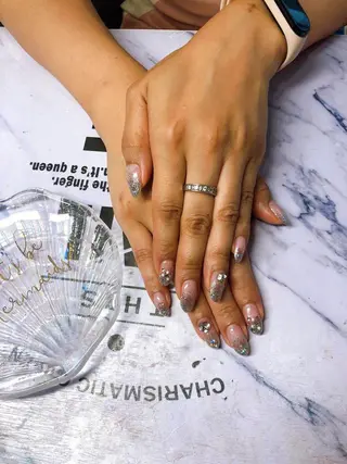 ネイル Guarendo(ガレンドゥ)錦糸町店所属・Gurando 錦糸町店のネイルデザイン