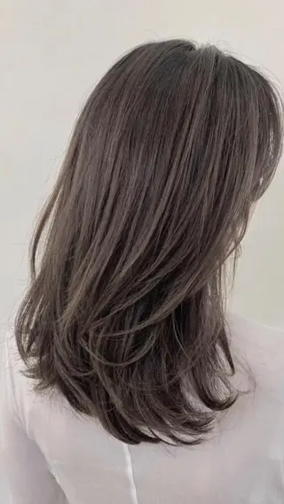 セミロング カラー 鈴木 一貴のヘアスタイル