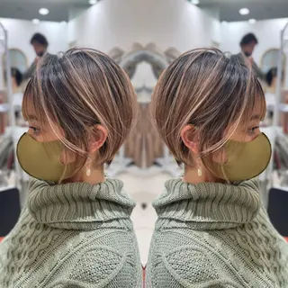 ショート Y Uのヘアスタイル