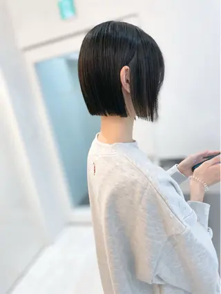 ショート ボブ・ショート カミオカのヘアスタイル