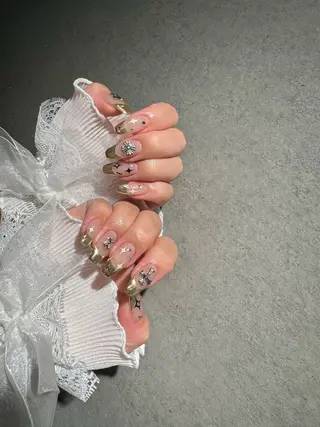 ネイル I-nailロング /ワンホン/キラキラのネイルデザイン