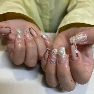 ネイル 小川 奈々花のネイルデザイン